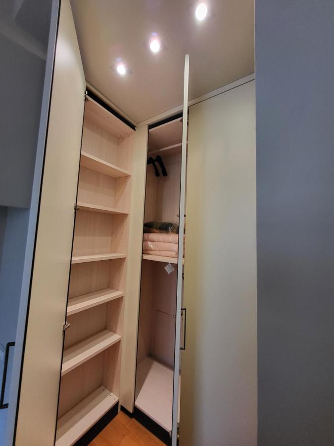 Greige Apartment Специя Екстериор снимка