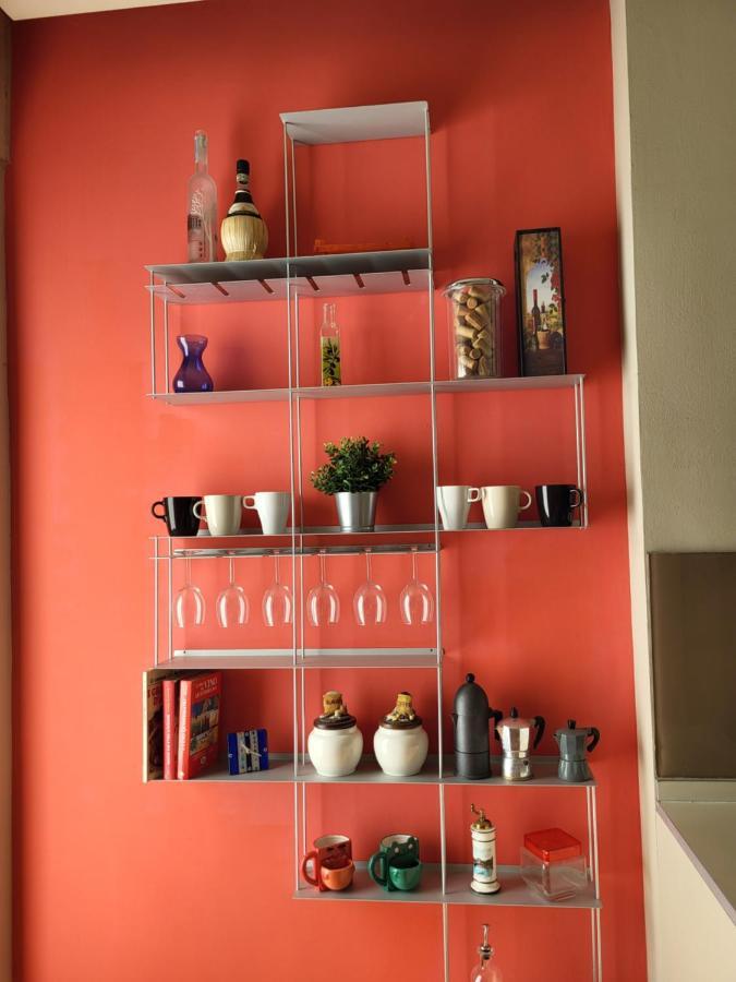 Greige Apartment Специя Екстериор снимка