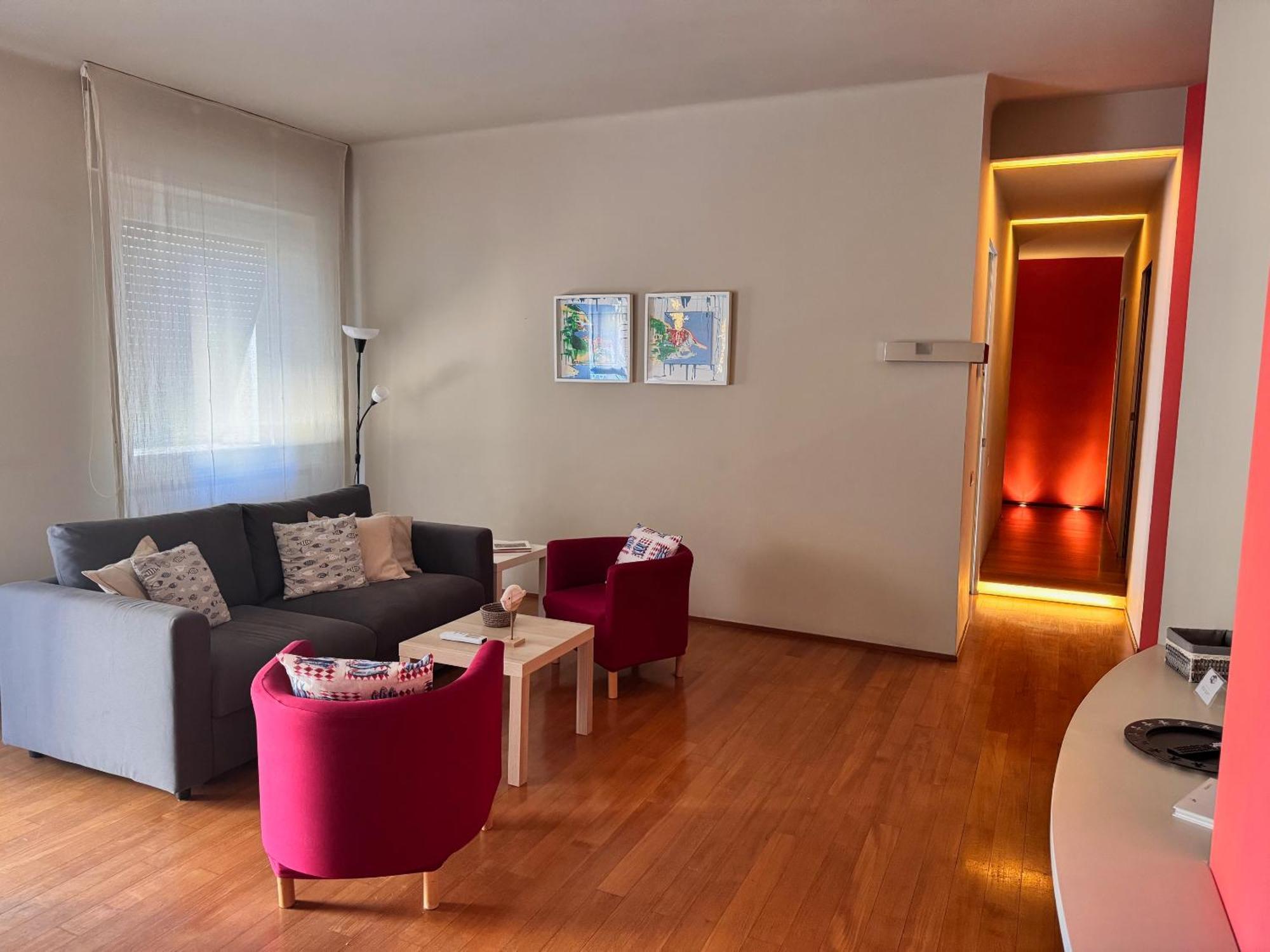 Greige Apartment Специя Екстериор снимка
